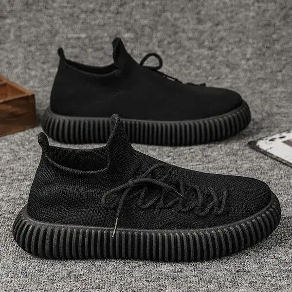 Mens Lightweight Sneakers | Light-Reflective Low-Top Sports Shoes in Beige, Black, Green